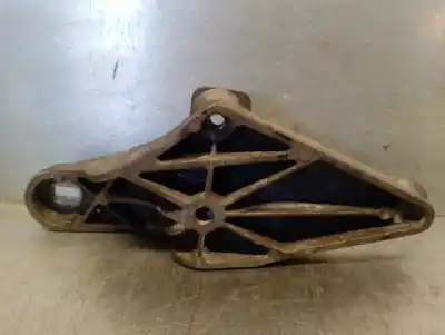 Second-hand car spare part engine support for audi a8 (d2) 4.2 quattro oem iam references 4d0199603b  4d0199603b