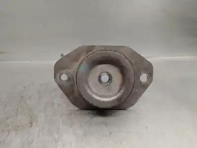 Second-hand car spare part engine support for renault trafic combi (ab 4.01) 2.0 dci diesel cat oem iam references 8200065989  