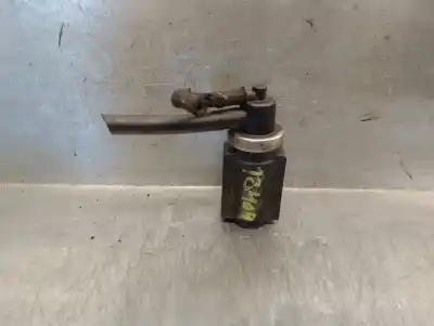 Автозапчастина б/у додатковий повітряний клапан для audi a4 b5 avant (8d5) 2.5 tdi посилання на oem iam 8d0906627