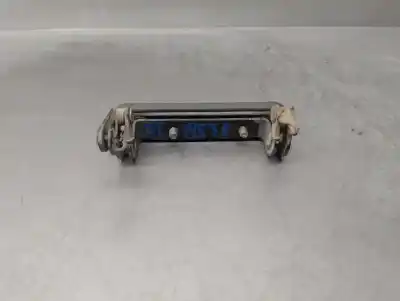 Pezzo di ricambio per auto di seconda mano maniglia esterna anteriore sinistra per opel kadett e 1.6 riferimenti oem iam 138131  