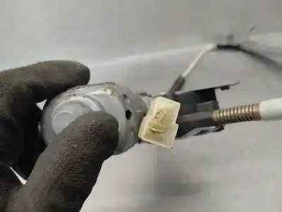 Second-hand car spare part passenger side right window regulator for opel kadett e 1.6 oem iam references 90186600  