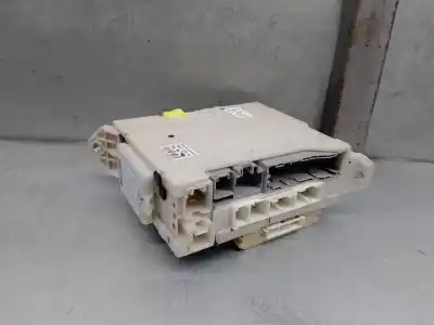 Автозапчастина б/у реле/запоперівник для lexus is 200 (ds2/is2) d-cat посилання на oem iam 8273053022