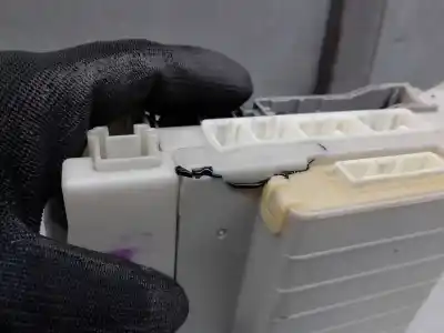 Автозапчастина б/у реле/запоперівник для lexus is 200 (ds2/is2) d-cat посилання на oem iam 8273053022  