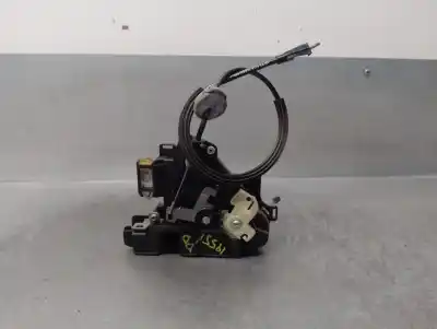 Автозапчастина б/у замок передній праві двері для volkswagen caddy ka/kb (2k) 2.0 sdi посилання на oem iam 3b1837016br  