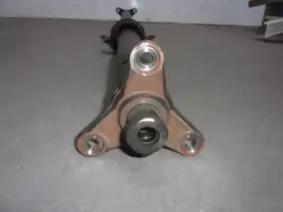 Автозапчастина б/у центр трансмісії для lexus is 200 (ds2/is2) d-cat посилання на oem iam 3710053081 burra 1b 