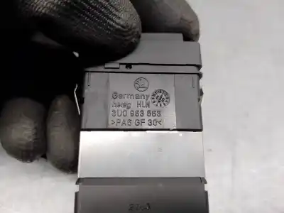 Second-hand car spare part switch for skoda superb i (3u4) 1.9 tdi oem iam references 3u0963563  