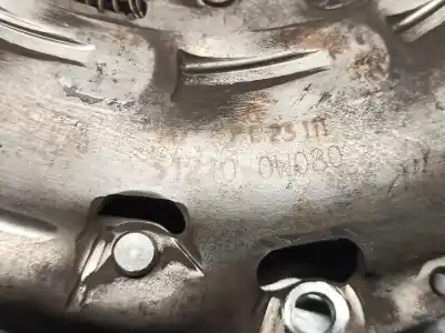 Автозапчастина б/у комплект зцеплення для lexus is 200 (ds2/is2) d-cat посилання на oem iam 312100w080  