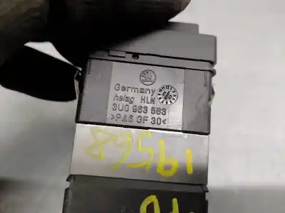Second-hand car spare part switch for skoda superb i (3u4) 1.9 tdi oem iam references 3u0963563  