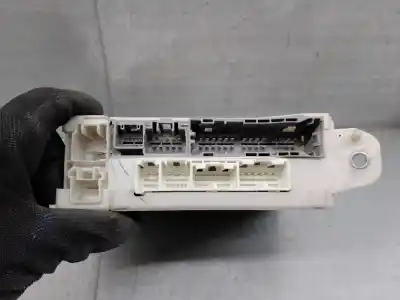 Автозапчастина б/у реле/запоперівник для lexus is 200 (ds2/is2) d-cat посилання на oem iam 8273053050  