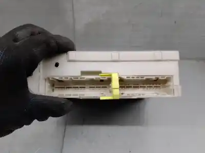 Автозапчастина б/у реле/запоперівник для lexus is 200 (ds2/is2) d-cat посилання на oem iam 8273053050  