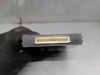 Pièce détachée automobile d'occasion module électronique pour lexus is 200 (ds2/is2) d-cat références oem iam 8967053030  1012380101