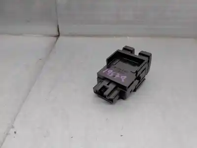 Second-hand car spare part switch for lexus is 200 (ds2/is2) d-cat oem iam references 15a990  