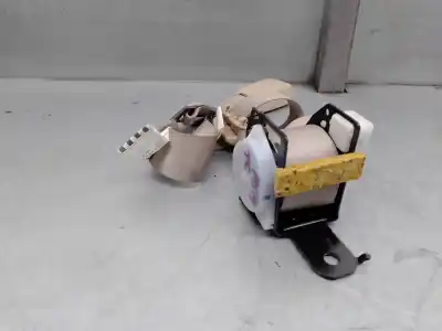 Автозапчастина б/у центральний задній ремін безпеки для lexus is 200 (ds2/is2) d-cat посилання на oem iam 7347053050a1  