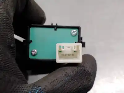 Second-hand car spare part switch for lexus is 200 (ds2/is2) d-cat oem iam references 8570r76  