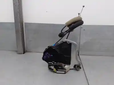 Автозапчастина б/у замок передніх дверей лівий для lexus is 200 (ds2/is2) d-cat посилання на oem iam 6904053100