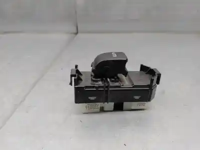 Pièce détachée automobile d'occasion commande de lève vitre avant droit pour lexus is 200 (ds2/is2) d-cat références oem iam 8403053020  