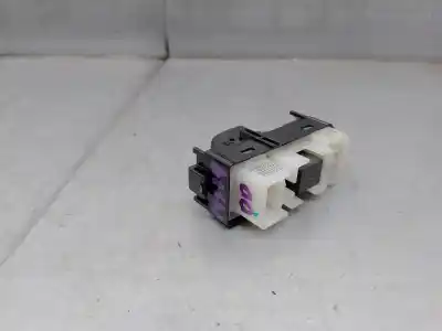 Pièce détachée automobile d'occasion commande de lève vitre avant droit pour lexus is 200 (ds2/is2) d-cat références oem iam 8403053020  