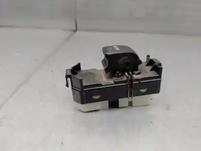 Автозапчастина б/у управління склами задніх правіх для lexus is 200 (ds2/is2) d-cat посилання на oem iam 8403053020  