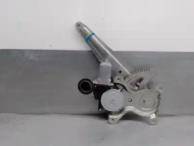 Автозапчастина б/у регулятор склона задній лівий для lexus is 200 (ds2/is2) d-cat посилання на oem iam 6980422200