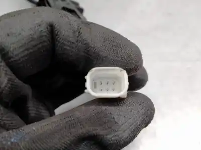 Second-hand car spare part exterior left front door handle for lexus is 200 (ds2/is2) d-cat oem iam references 6920253010  