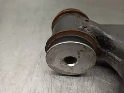 Pezzo di ricambio per auto di seconda mano braccio sospensione inferiore anteriore destro per lexus is 200 (ds2/is2) d-cat riferimenti oem iam 4333039625  