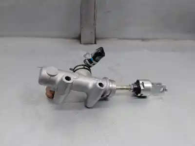 Автозапчасти б/у насос сцепления за lexus is 200 (ds2/is2) d-cat ссылки oem iam 3142053020  