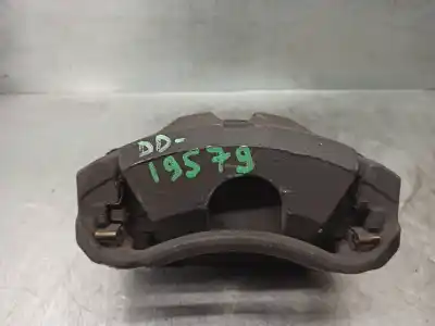 Автозапчастина б/у передній правий гальмівний супорт для lexus is 200 (ds2/is2) d-cat посилання на oem iam 4773053060  