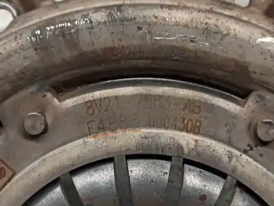 Автозапчасти б/у комплект сцепления за ford fiesta vi (cb1, ccn) 1.25 ссылки oem iam 8v217563ab  121878004213
