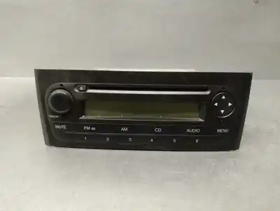 Peça sobressalente para automóvel em segunda mão SISTEMA DE ÁUDIO / RÁDIO CD por FIAT PUNTO (EVO) (199)  Referências OEM IAM 735446970  