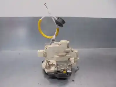 Peça sobressalente para automóvel em segunda mão fechadura da porta traseira esquerda por seat exeo berlina (3r2) 2.0 16v t fsi referências oem iam 8e0839015aa