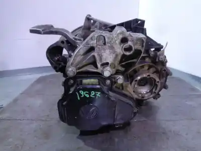 Second-hand car spare part gearbox for volkswagen caddy ka/kb (2k) 1.9 tdi (bsu) 75 cv / 55 kw oem iam references jcy 370830 jcy01047