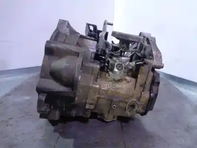 Second-hand car spare part gearbox for volkswagen caddy ka/kb (2k) 1.9 tdi (bsu) 75 cv / 55 kw oem iam references jcy 370830 jcy01047