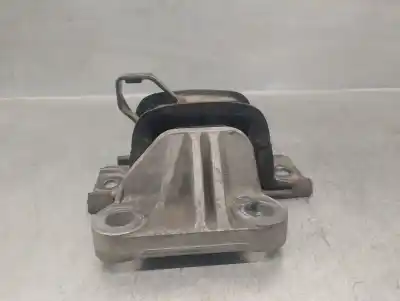 Second-hand car spare part engine support for opel corsa d 1.2 cat (a 12 xer / ldc) oem iam references 468646740  