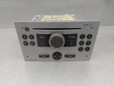 Peça sobressalente para automóvel em segunda mão sistema de áudio / rádio cd por opel corsa 3 c 1.3 cdti 70ch manual referências oem iam 13233930