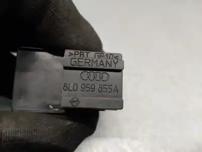 Автозапчастина б/у передній правий віконний вимикач для audi a3 (8l) 1.8 20v turbo посилання на oem iam 8l0959855a  