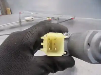 Pièce détachée automobile d'occasion léve glace avant droit pour ford fiesta vi (cb1, ccn) 1.5 tdci références oem iam 8a6114553b  