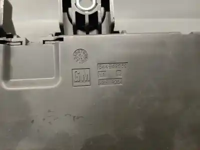 Pezzo di ricambio per auto di seconda mano scatola relè/fusibili per opel insignia a (g09) 2.0 cdti 4x4 (68) riferimenti oem iam 544949969  