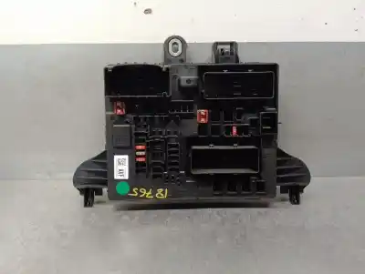 Second-hand car spare part fuse box unit for opel insignia a (g09) 2.0 cdti 4x4 (68) oem iam references 544949969