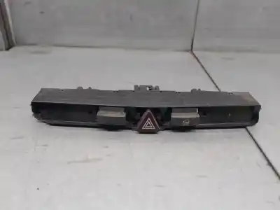 Second-hand car spare part hazard warning lights for opel astra h (a04) 1.6 (l48) oem iam references 660332