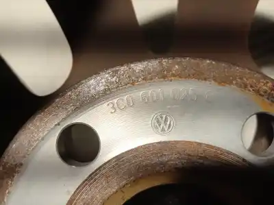 Автозапчастина б/у шина для volkswagen passat variant (3c5) 2.0 tdi посилання на oem iam 3c0601025c  r167jx16eh2et45