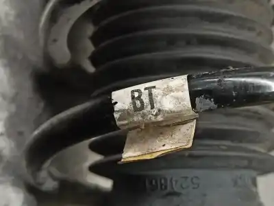 Автозапчастина б/у передній правий амортизатор для opel astra h (a04) 1.6 (l48) посилання на oem iam 22203711  