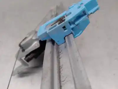 Second-hand car spare part driver left window regulator for renault modus 1.5 dci diesel oem iam references 8200748377  