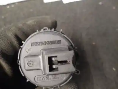 Peça sobressalente para automóvel em segunda mão interruptor do teto solar por renault modus 1.5 dci diesel referências oem iam 2211325b  