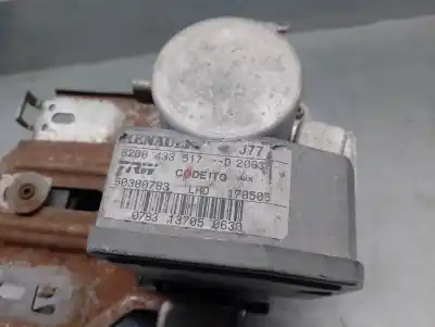 Pezzo di ricambio per auto di seconda mano piantone dello sterzo per renault modus 1.5 dci diesel riferimenti oem iam 8200433517  50300783