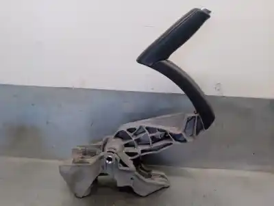 Peça sobressalente para automóvel em segunda mão alavanca de travão de mão por audi a3 (8p) 2.0 tdi referências oem iam 8p0711303a