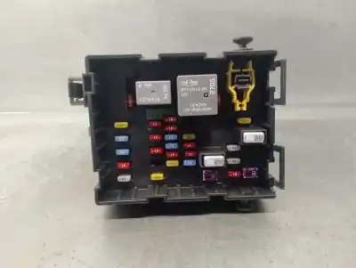 Pezzo di ricambio per auto di seconda mano scatola relè/fusibili per fiat freemont (345_) 2.0 jtd riferimenti oem iam 68068355ad  72033r