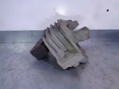 Second-hand car spare part engine support for fiat freemont (345_) 2.0 jtd oem iam references p05147131ad  k05147131ad