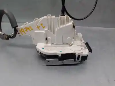 Автозапчастина б/у замок дверей заднього лівого для fiat freemont (345_) 2.0 jtd посилання на oem iam 04589915ad  