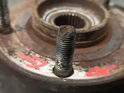 Second-hand car spare part front left knuckle for dodge caliber 2.0 crd oem iam references 5085703ai  