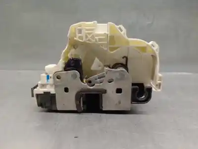 Peça sobressalente para automóvel em segunda mão fechadura da porta dianteira esquerda por dodge journey 2.4 16v referências oem iam p04589693aa